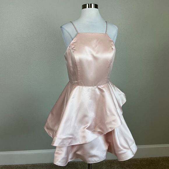 Betsy & Adam Satin Tiered Mini Fit and Flare Cocktail Dress Blush Pink Size 10 - Picture 2 of 13